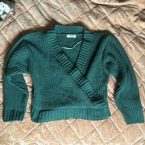 Green cropped crossover knit sweater